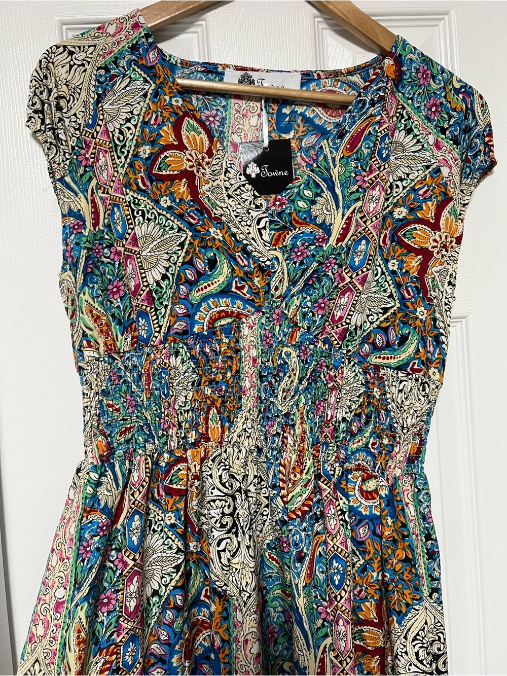 Towne Boho Paisley Maxi Dress Medium Colorful Empire Waist Cap Sleeve NWT - Picture 3 of 6